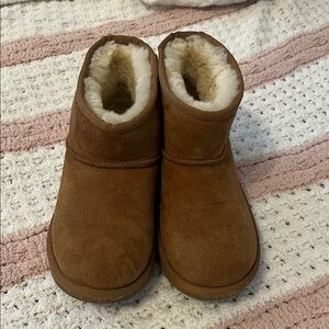 UGG Chestnut Suede Shearling Short Boot